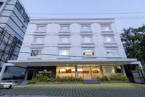 Image of White Palace Hotel