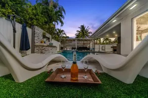 Image of Miami Luxury House W Heated pool & Jacuzzi