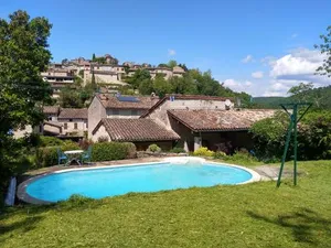 Image of Au cœur de Bruniquel - Magnifique villa en pierres pour 7 personnes - Piscine privée - Poêle - Vue imprenable sur le village - Jardin - Garage