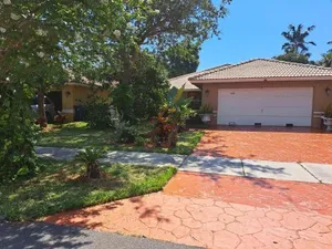 Image of Baynefamilyflorida.