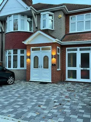 Image of Brand New Modern Flat