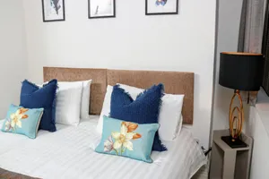 Image of Charming 1Bed/1Bath Flat with FREE Wi-Fi & PARKING