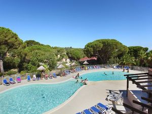 Image of Apartment with a dishwasher, beach at 2.5 km.
