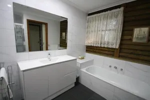 Image of Halls Gap Log Cabins
