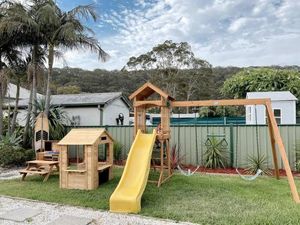 Image of Coastal Dreams with Playground & Pets Welcome