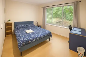 Image of Sunnybank Center, walking distance to mall M04