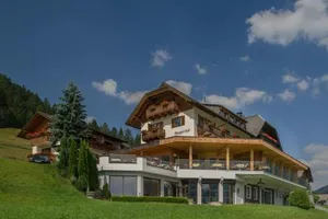 Image of Hotel Nagglerhof am Weissensee
