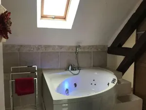 Image of Grand Loft entre Auxerre et Vezelay