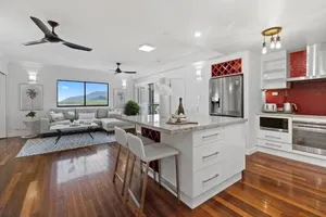 Image of Stunning Coastal 3 Bedroom Apartment in Cairns CBD