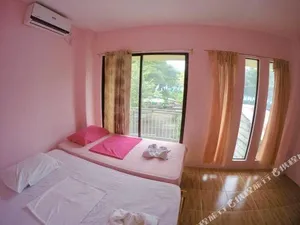 Image of Guilly's Place