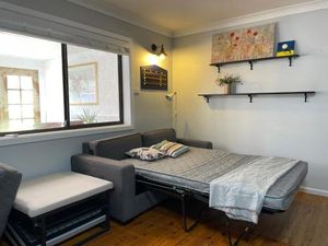 Image of Spacious Double Room House in Engadine - Shared Garden