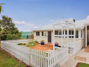 Image of Moonya Avocado Farm Cottage - with early check-in