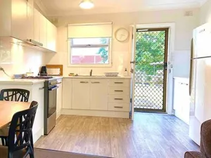 Image of Large Home and Yard Gateway to Barossa, Davoren Park