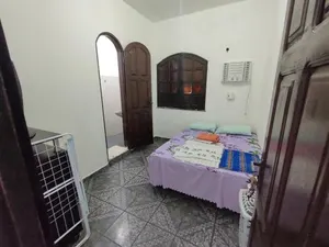 Image of Casa grande em área central, bem iluminada e vent.