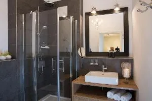 Image of Logis First Class Business Suites