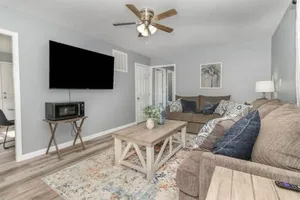 Image of New renovated single-family home built in 1999