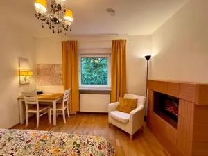 Image of Modernes Zimmer am Park mit Garten, Hühner & Enten