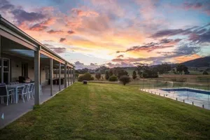 Image of Abingdon House - Mudgee Retreat