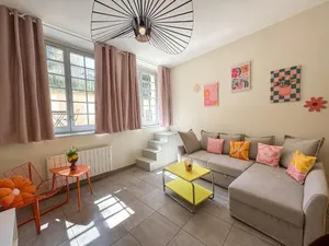 Image of Lyon funky flat piscine et parking