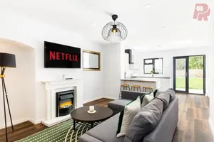 Image of Birmingham 4 Bedroom Home - Driveway & Garden - Brand New!