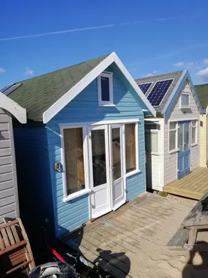 Image of Stargazing Beach Hut on Mudeford Sandbank with wake up sea views