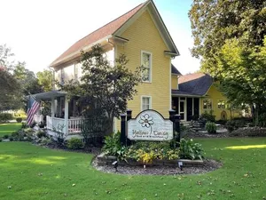 Image of Yellow Daisy Bed and Breakfast