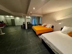 Image of Appartement privé 90m2, 1 chambre, proche centre Aix en Provence