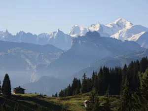 Image of Beautiful flat with mountain view
