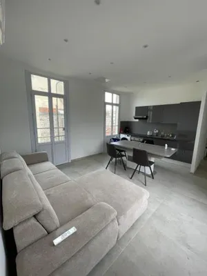 Image of Cosy flat 250m from beach