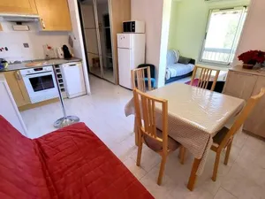 Image of T3 Duplex à 200 m Plages/Commerces - Parking, Wi-Fi, Piscine, Tennis - Animaux Acceptés - FR-1-316-104