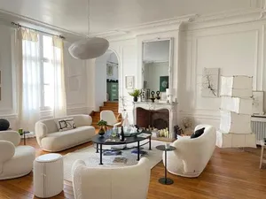 Image of MAISON HULOTTE