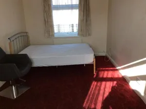 Image of Double Room to Let