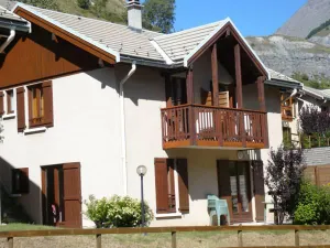 Image of Chez Philippe - Appartements & Chalets en village piéton - vue Glaciers