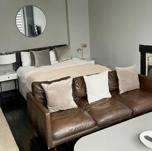 Image of 10 Large Elegant Studio - Prime Location - Comfortable - Private