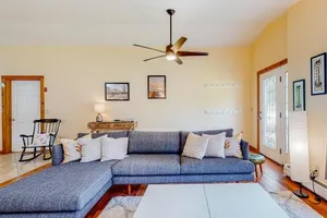 Image of Sherry Road Retreat