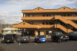 Image of University Inn and Suites Tallahassee