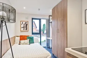 Image of Modern Studio Apartment with Free Parking in Wolverhampton 5min walk to City Centre