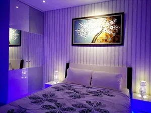 Image of Centralpark mall Madison park apartment Free WIFI