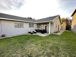 Image of Turlock Home close to hwy 99!