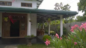 Image of White Guest Anuradhapura