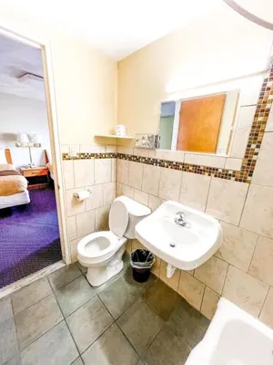 Image of Utica Rest Inn