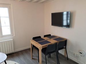 Image of Duplex Calme et Confortable au Centre-Ville Compiègne