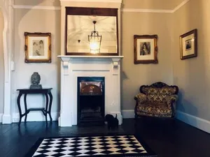 Image of Belmore Cottage - Historic home in Central South