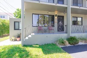 Image of Bay Harbor Unit 4 Perfect 2 Bed 1 Bathprime Lo