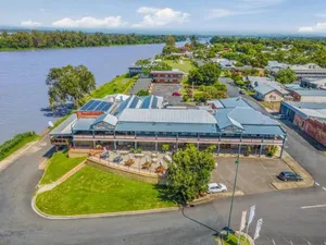 Image of Crown Hotel Motel