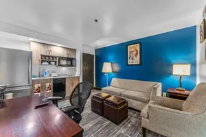 Image of METRO TEMPE APARTMENTS studio w two king beds