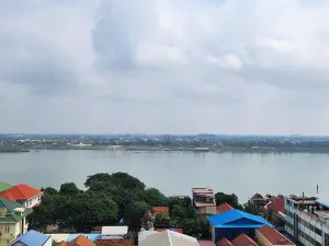 Image of Two Bedrooms Condo with a riverview