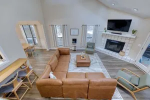 Image of Near the Hospital and Dining - Sunrise Knoll Stay
