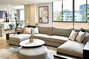 Image of Crows Nest - Executive Penthouse - 3 Bedroom- 5km to City