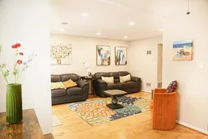 Image of Charming 3bd Alexandria House, 11 miles to DC, Nice front view